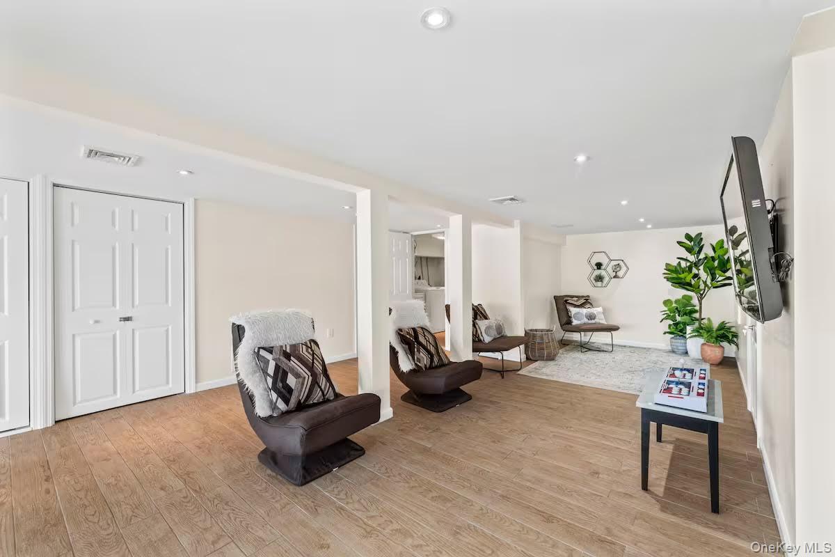 31 Wayne Avenue, Verplanck, NY 10596