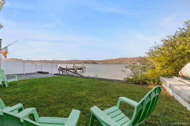 31 Wayne Avenue, Verplanck, NY 10596