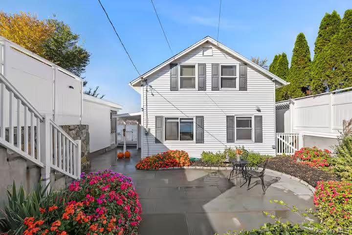 31 Wayne Avenue, Verplanck, NY 10596