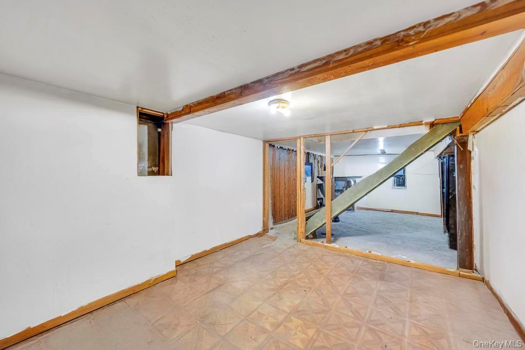 529 Clinton Avenue, Rockville Centre, NY 11570