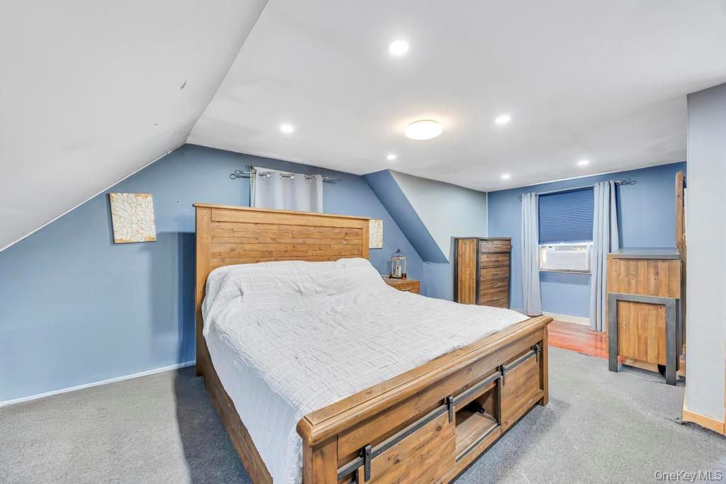 529 Clinton Avenue, Rockville Centre, NY 11570