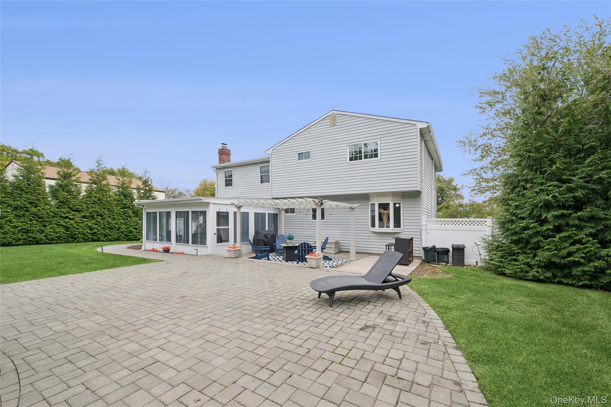 25 Hilltop Drive, Mount Sinai, NY 11766