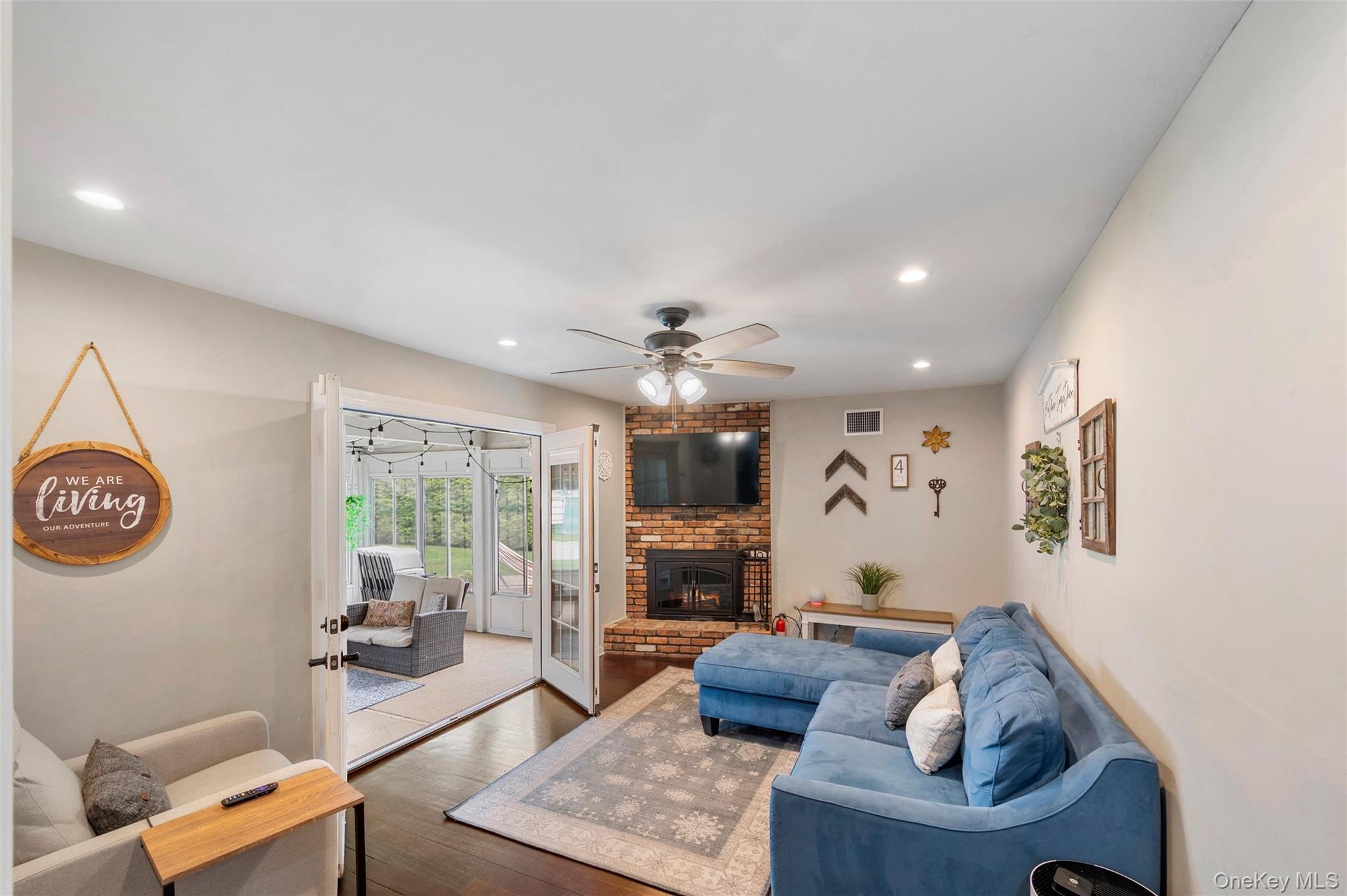 25 Hilltop Drive, Mount Sinai, NY 11766