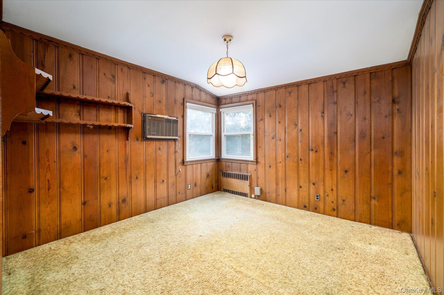 10 Cornell Place, East Rockaway, NY 11518