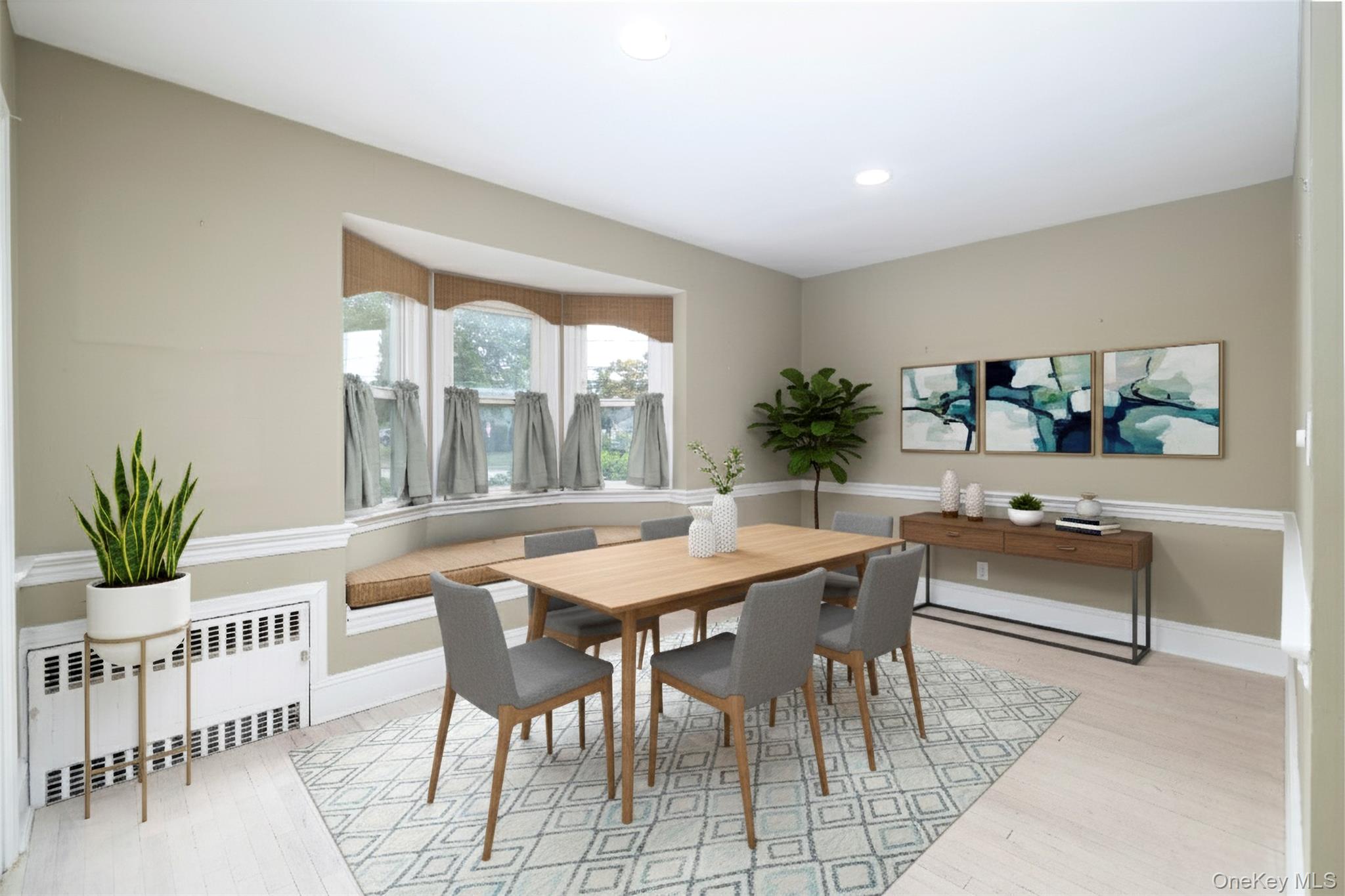 10 Cornell Place, East Rockaway, NY 11518