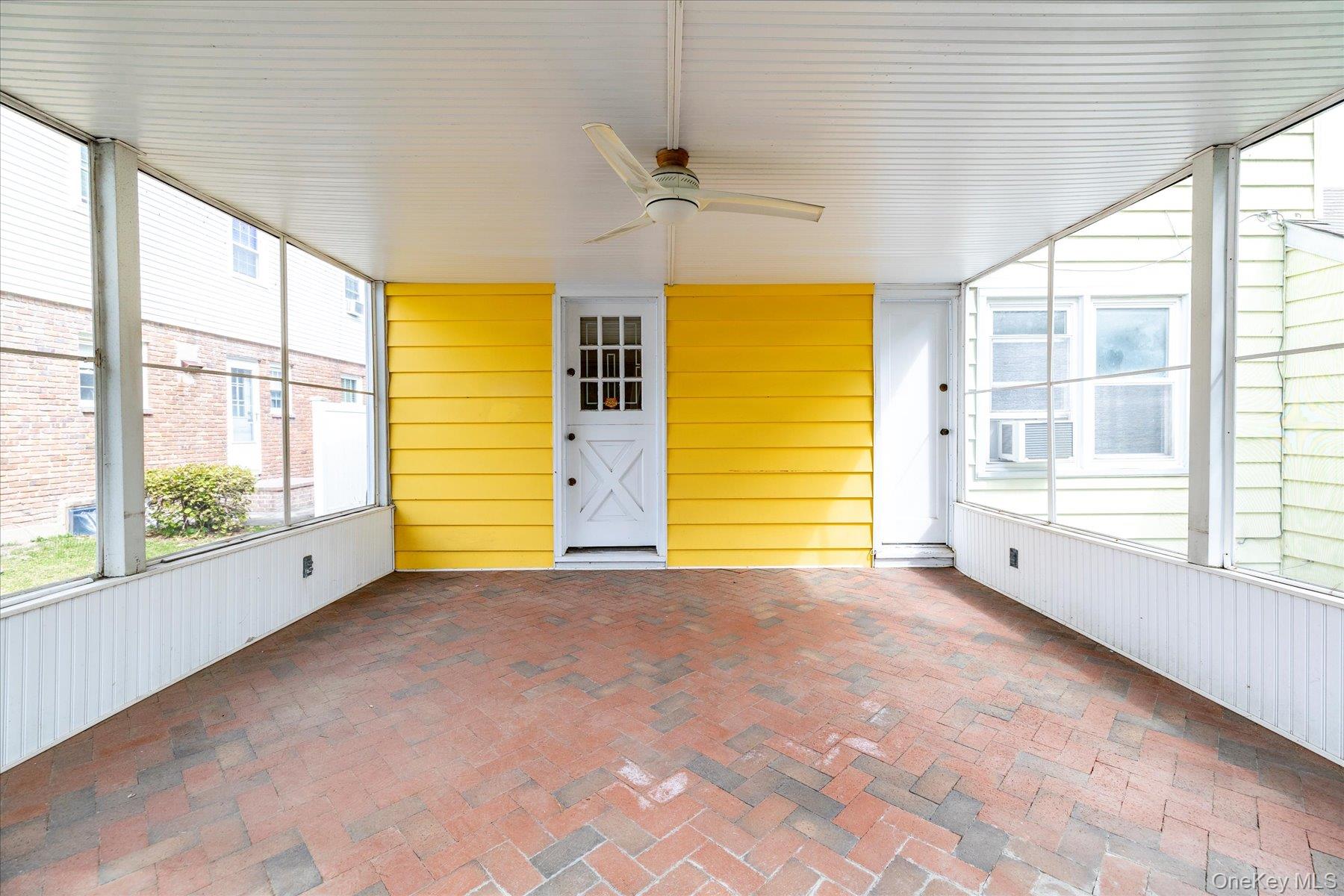 10 Cornell Place, East Rockaway, NY 11518