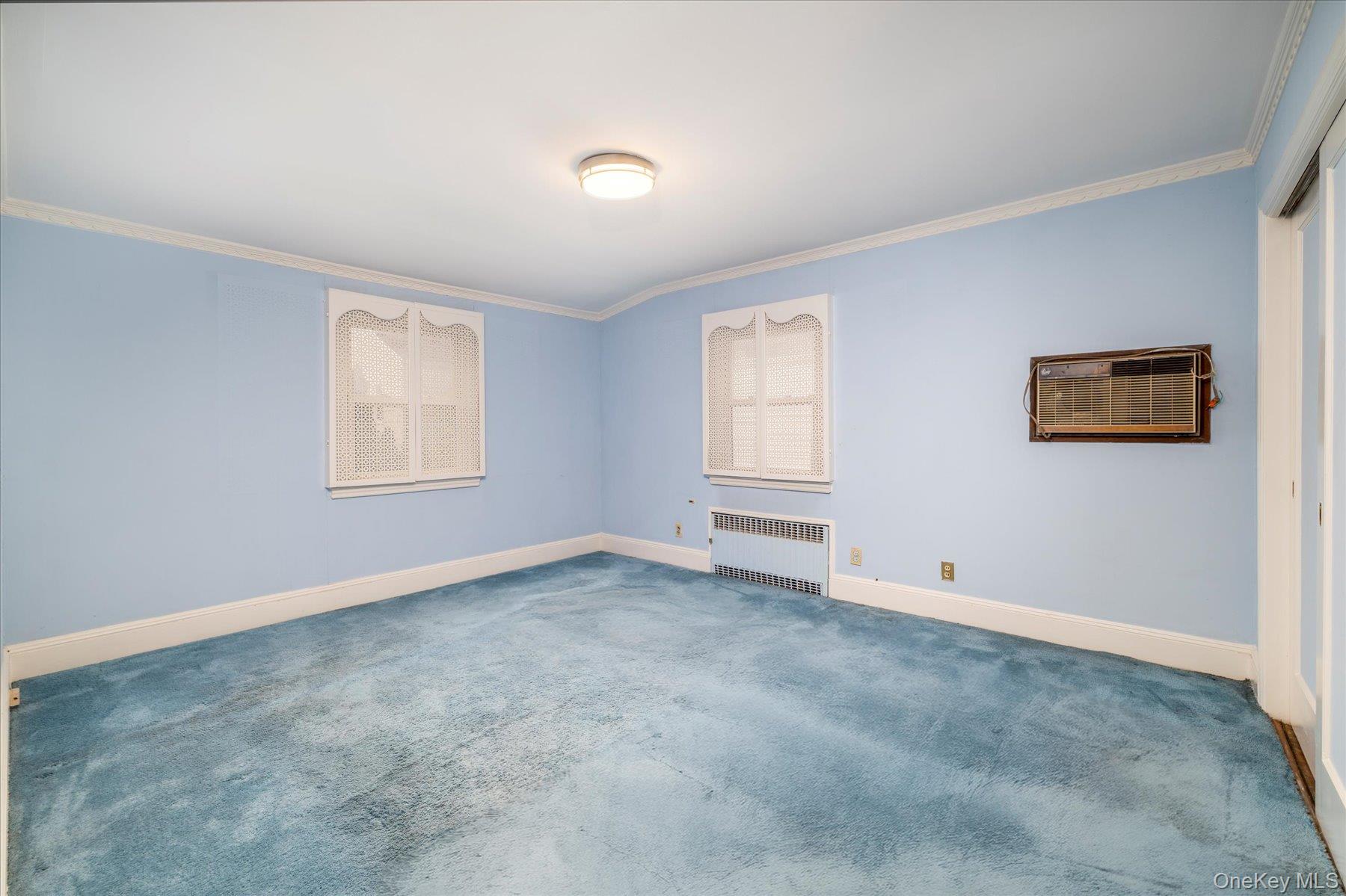 10 Cornell Place, East Rockaway, NY 11518