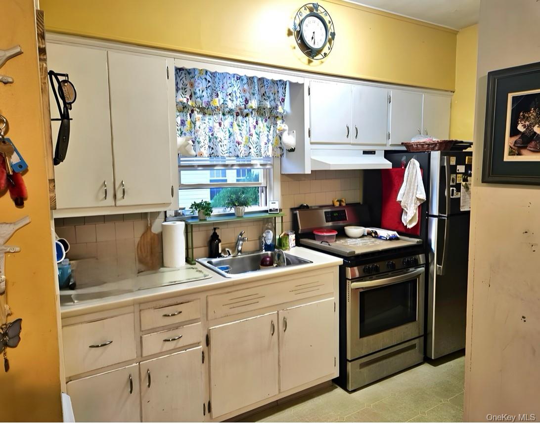 5738 63rd Street, Maspeth, NY 11378