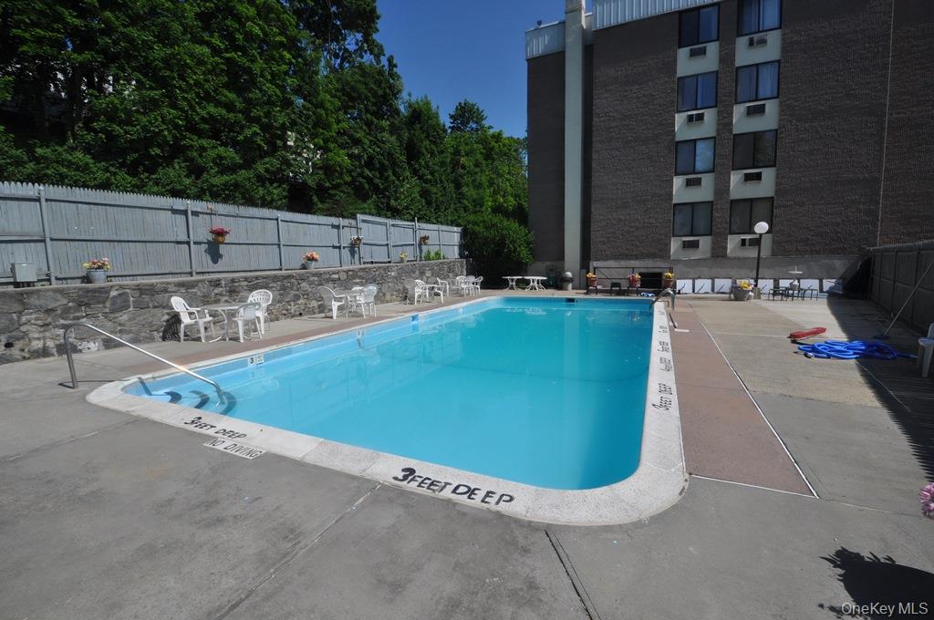 128 Colonial Parkway # 3J, Yonkers, NY 10710