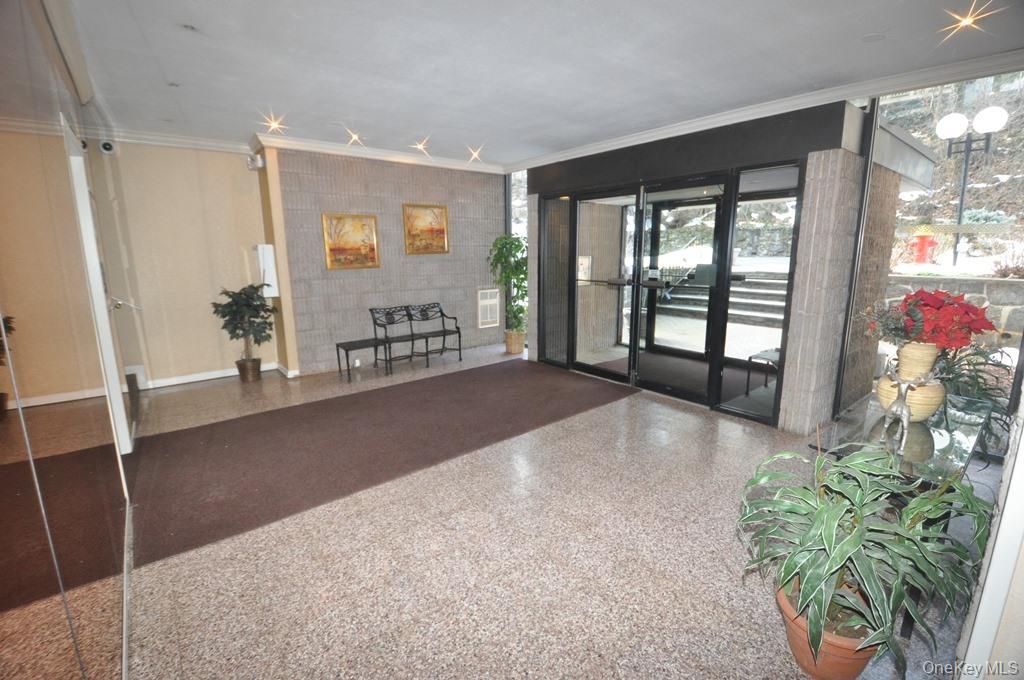 128 Colonial Parkway # 3J, Yonkers, NY 10710