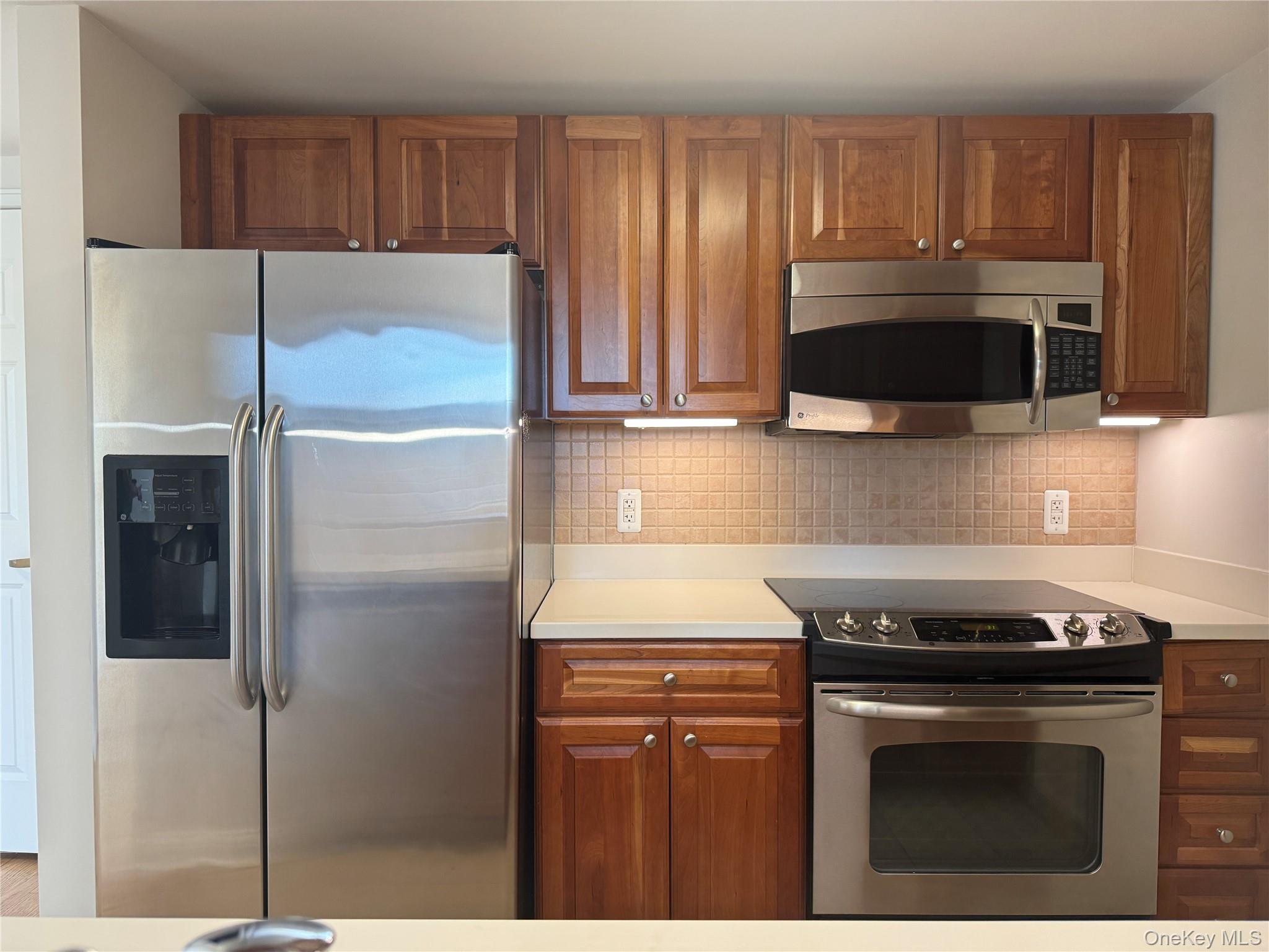 300 E Overlook # 457, Port Washington, NY 11050