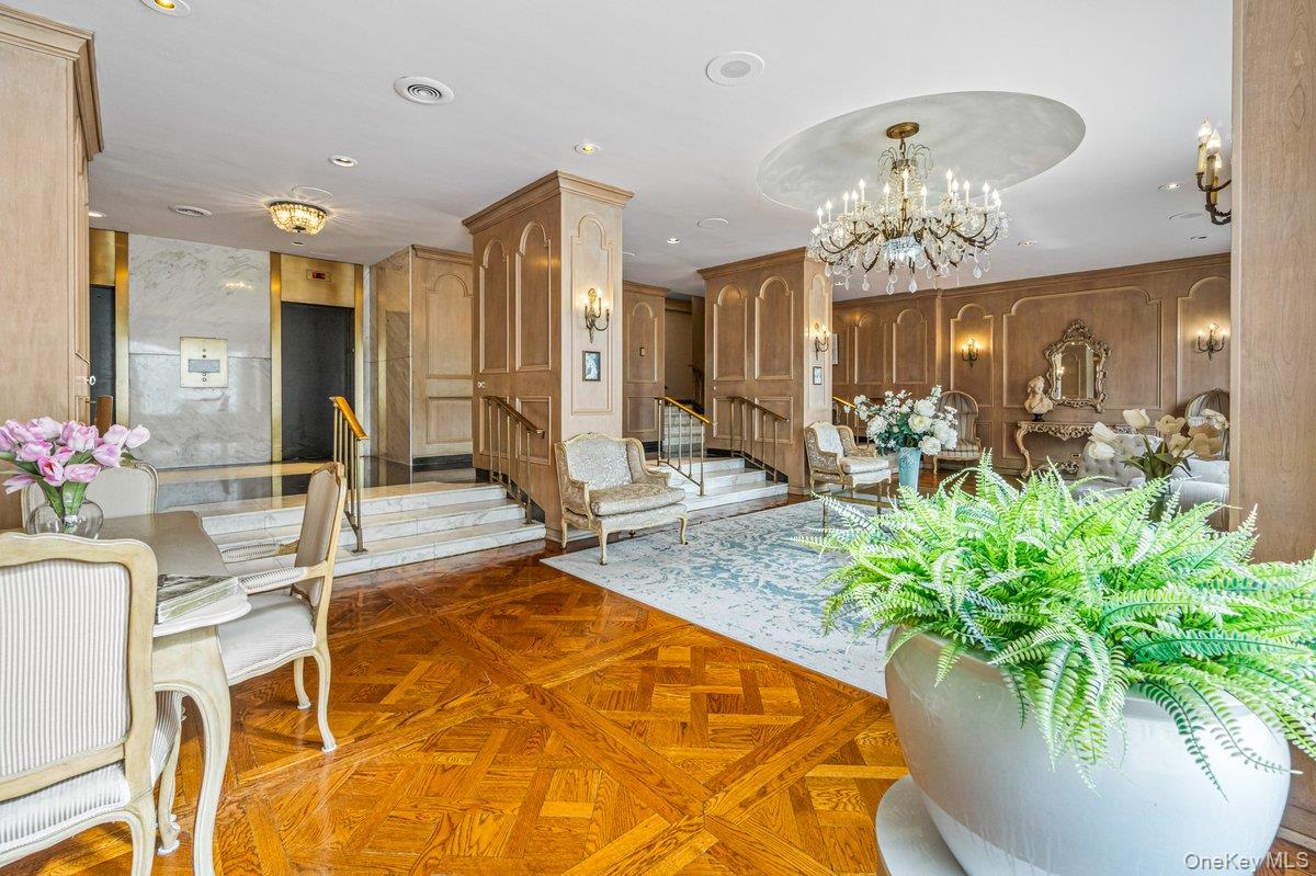 18-05 215 Street # 11K, Bayside, NY 11360