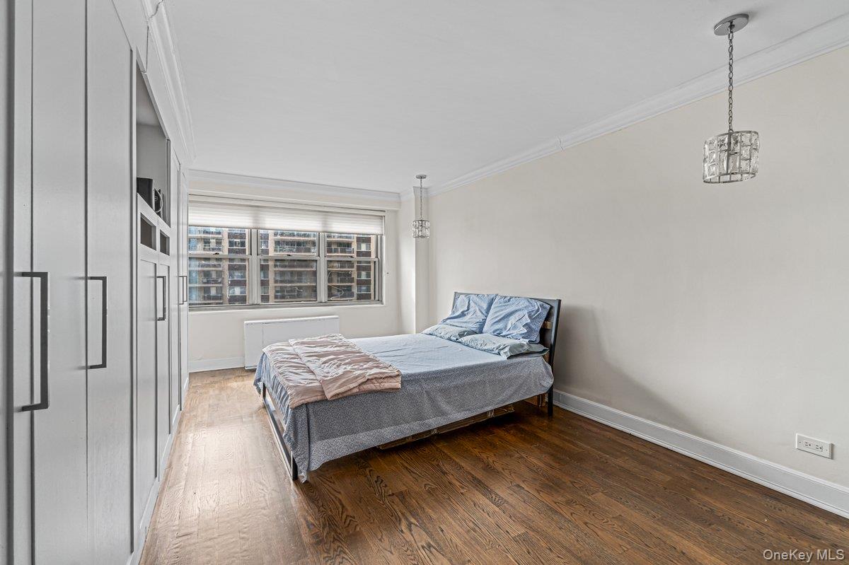 18-05 215 Street # 11K, Bayside, NY 11360