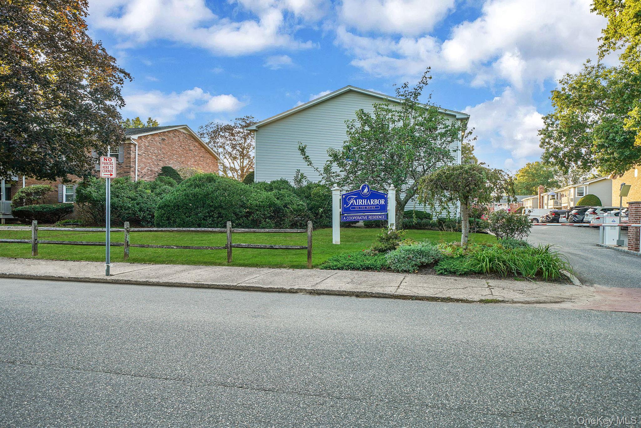 101 Fair Harbor Drive # 101, Patchogue, NY 11772