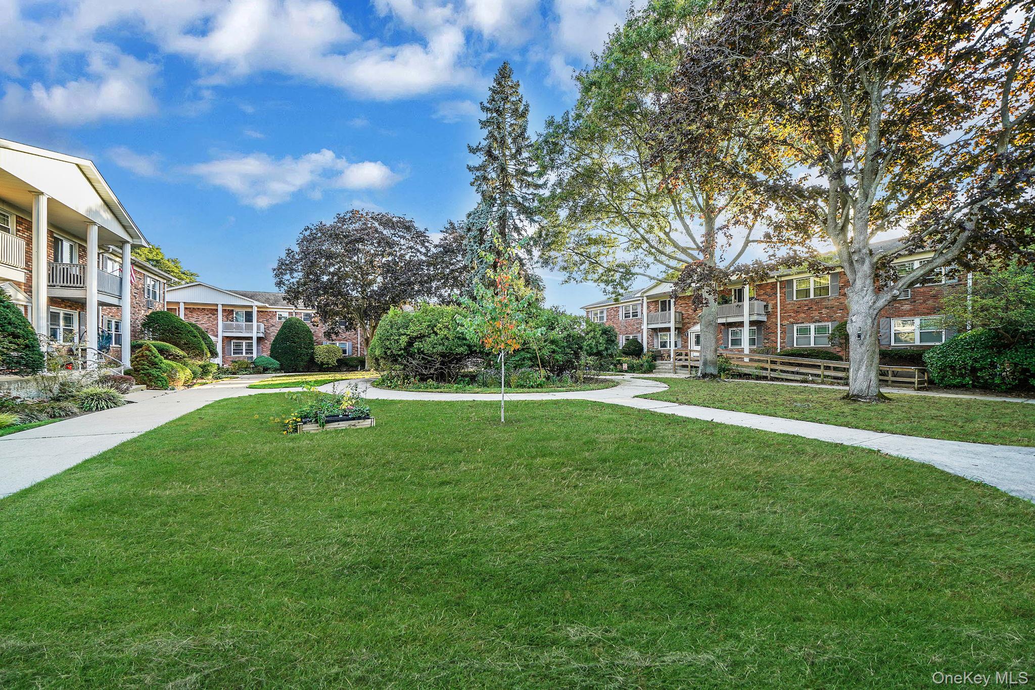 101 Fair Harbor Drive # 101, Patchogue, NY 11772