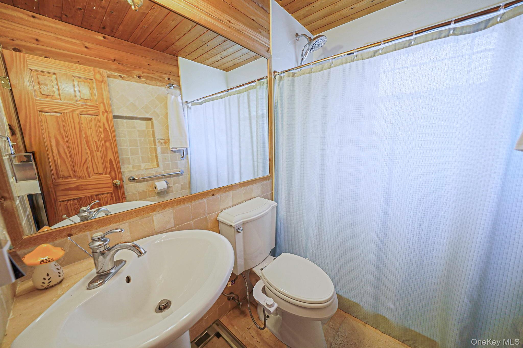 101 Fair Harbor Drive # 101, Patchogue, NY 11772