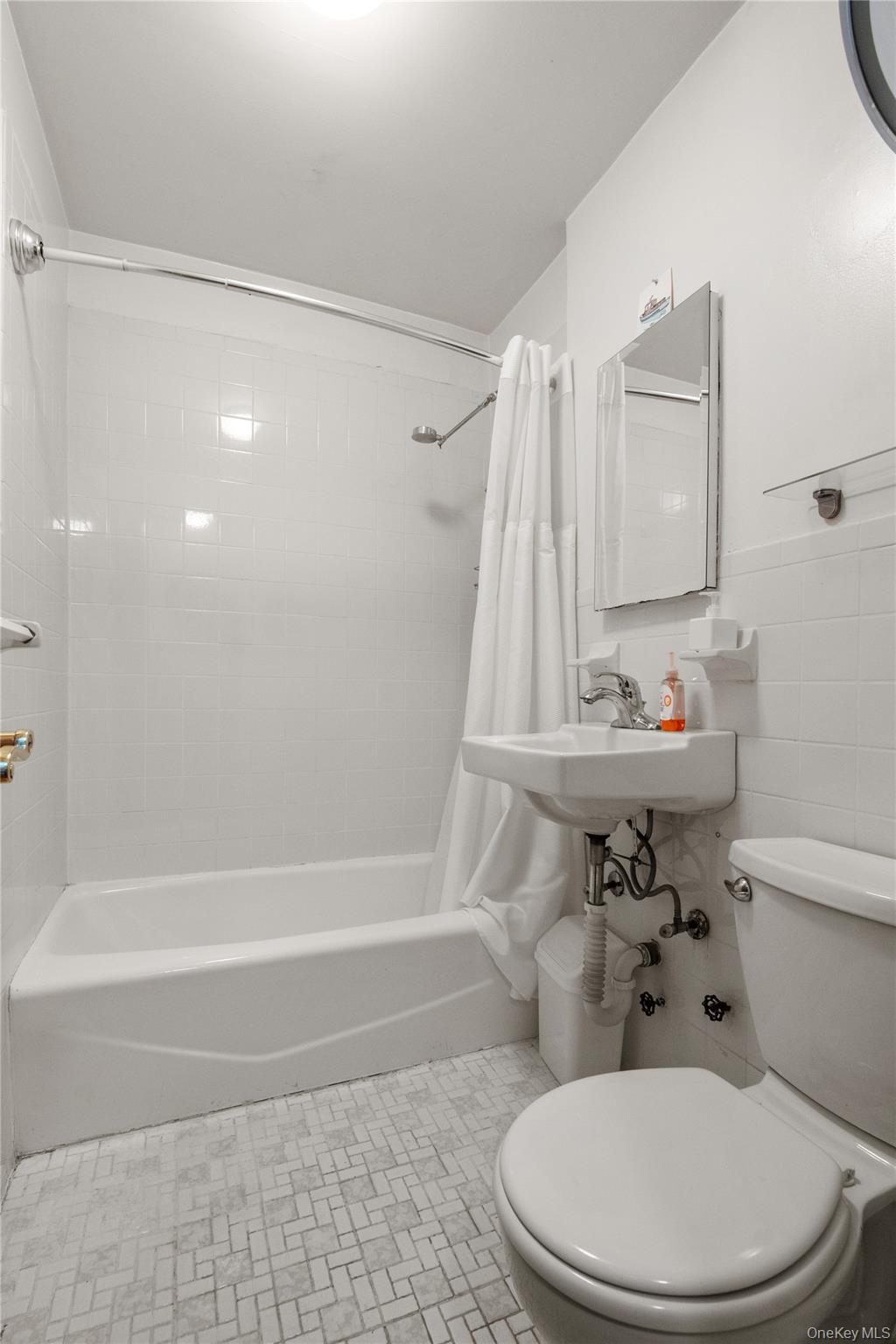 3970 45th Street, Sunnyside, NY 11104