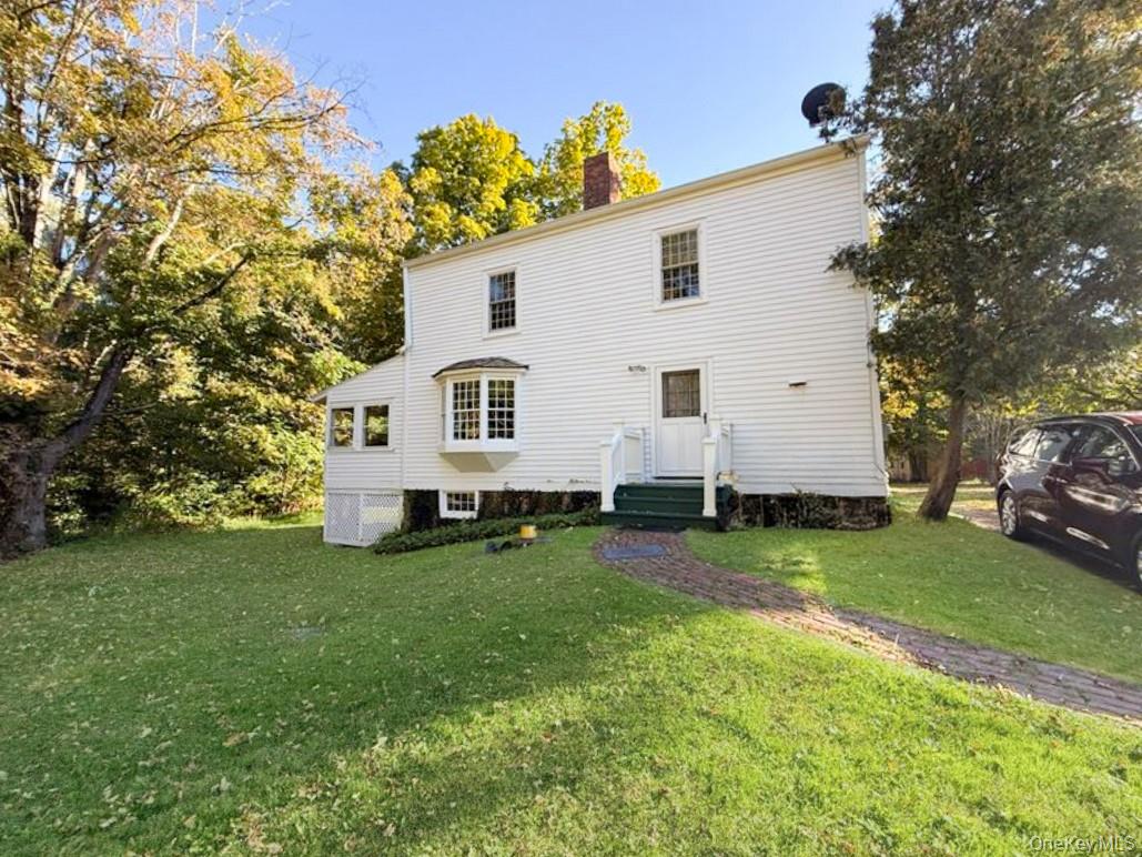 4 Plains Road, Walden, NY 12586