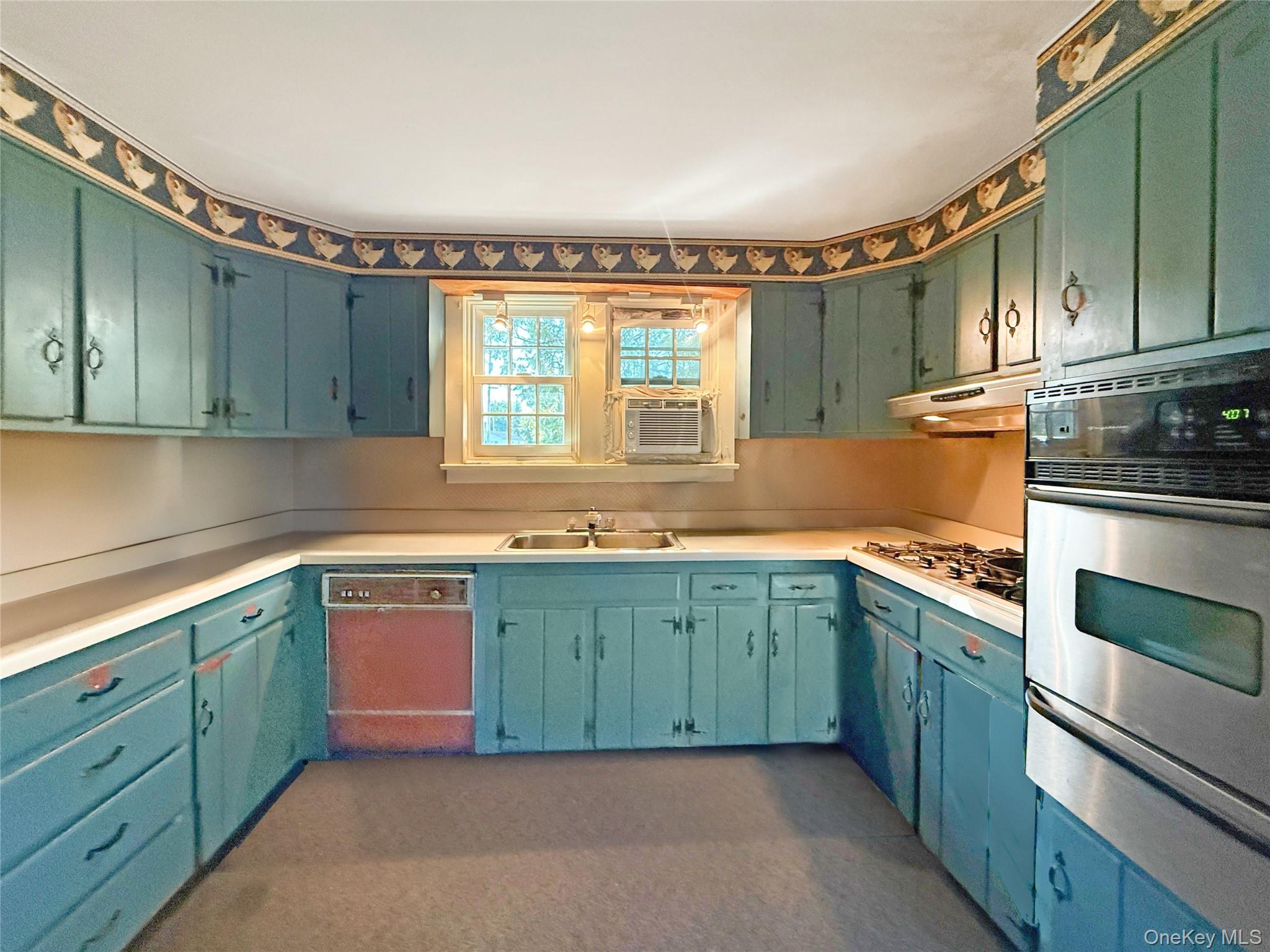 4 Plains Road, Walden, NY 12586