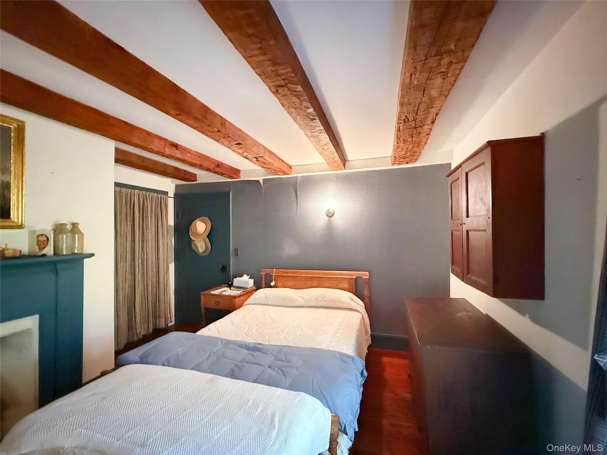 4 Plains Road, Walden, NY 12586