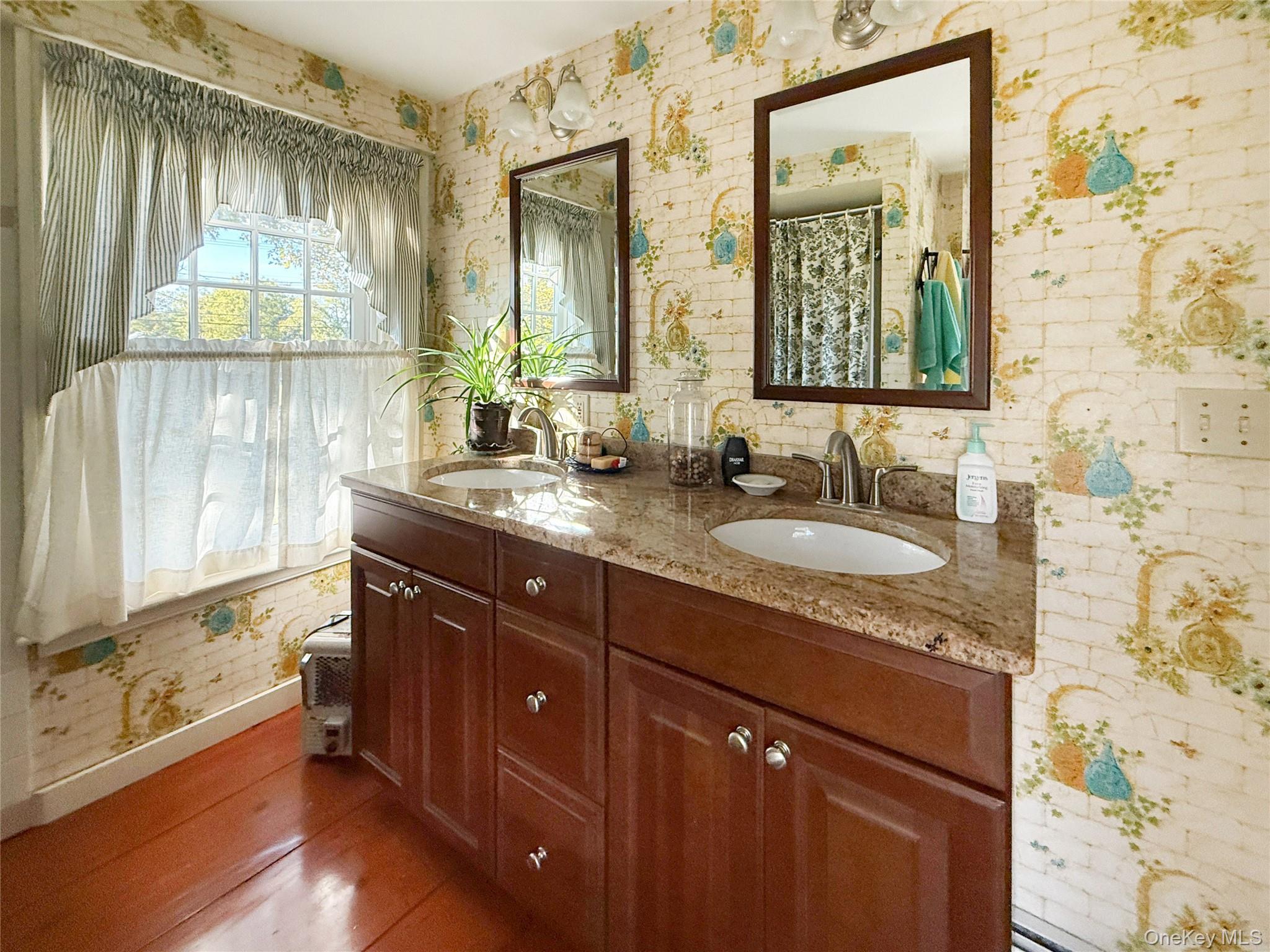 4 Plains Road, Walden, NY 12586