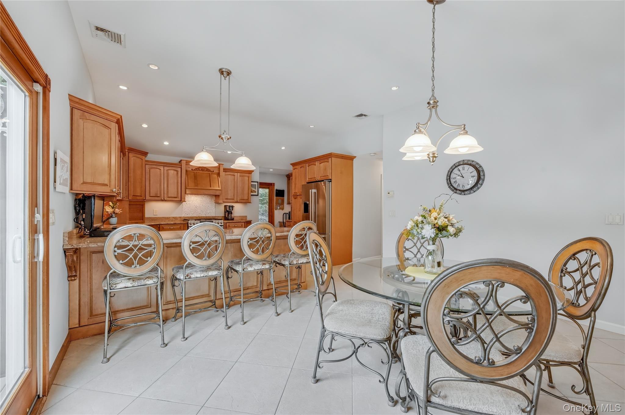 3 Feather Lane, Commack, NY 11725