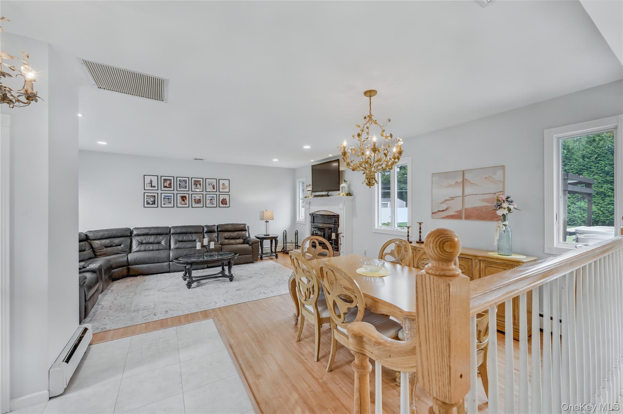 3 Feather Lane, Commack, NY 11725