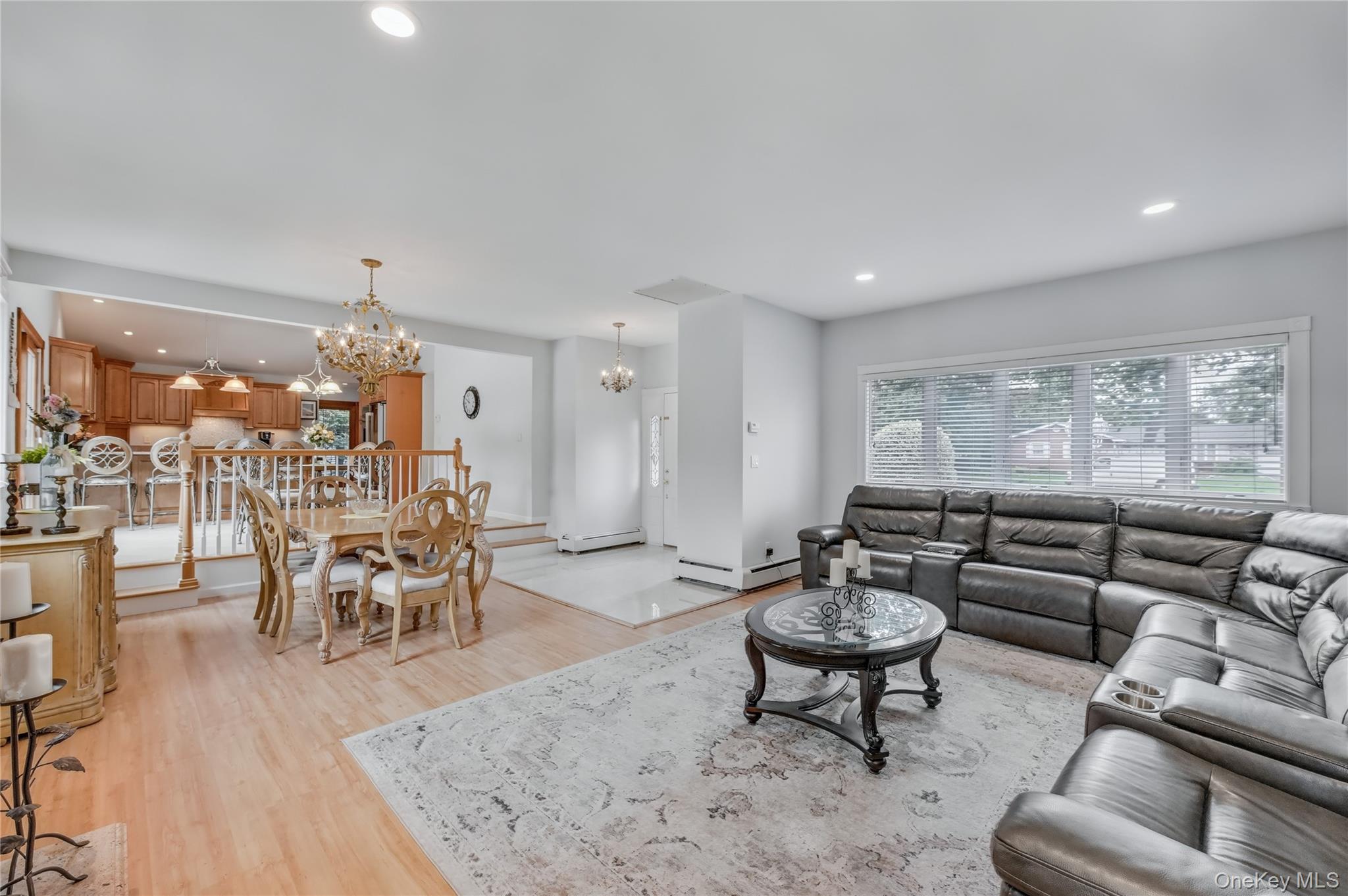 3 Feather Lane, Commack, NY 11725