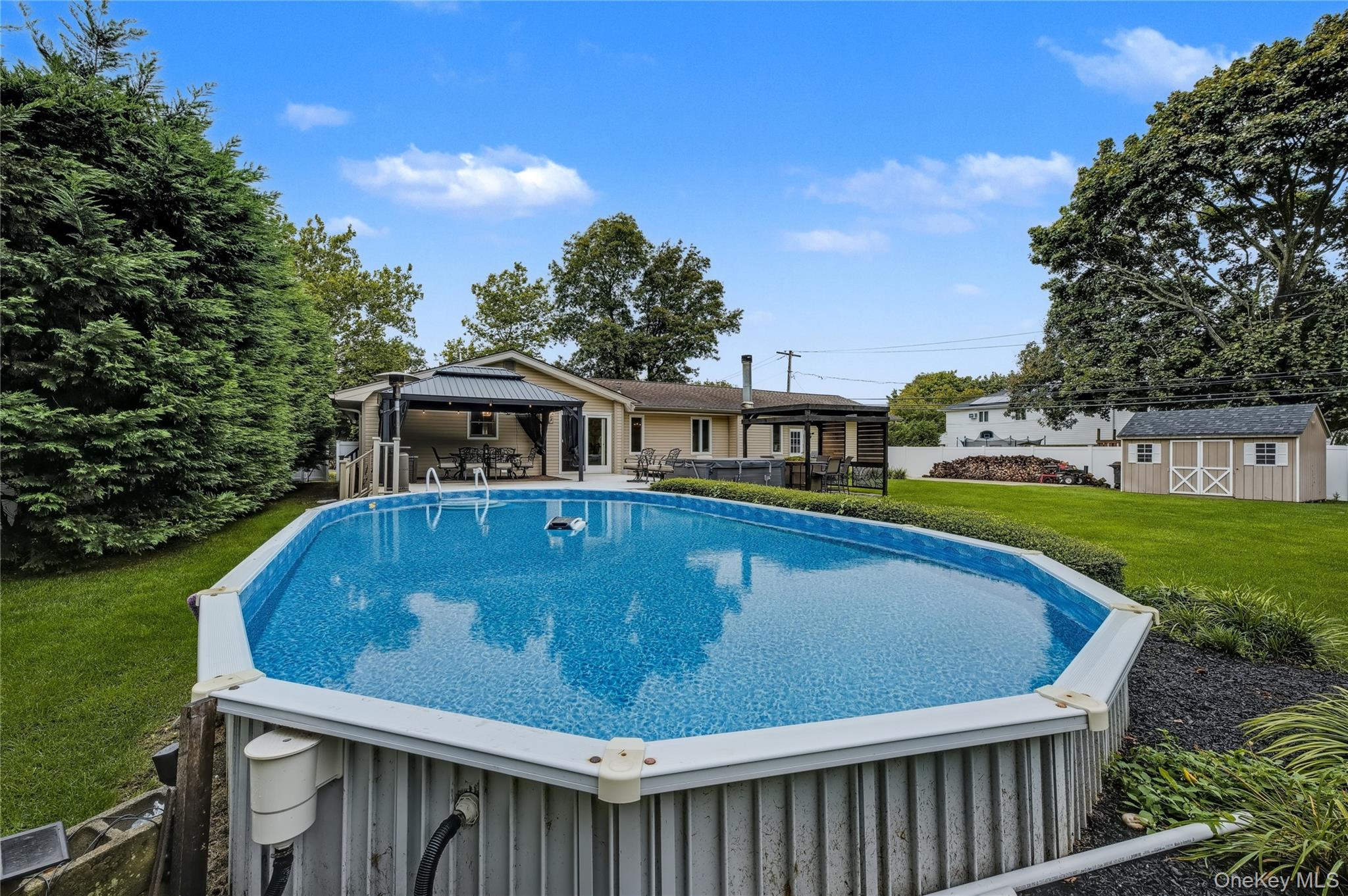 3 Feather Lane, Commack, NY 11725