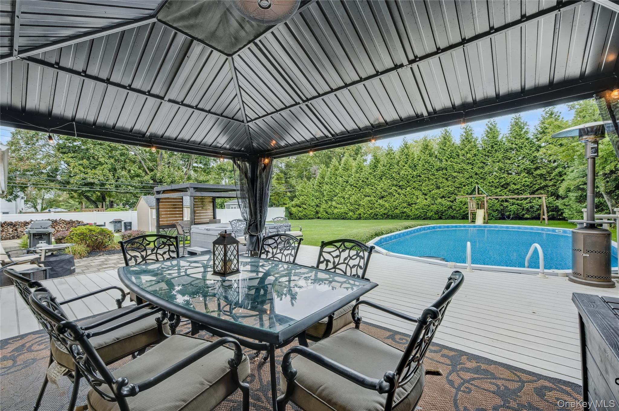 3 Feather Lane, Commack, NY 11725