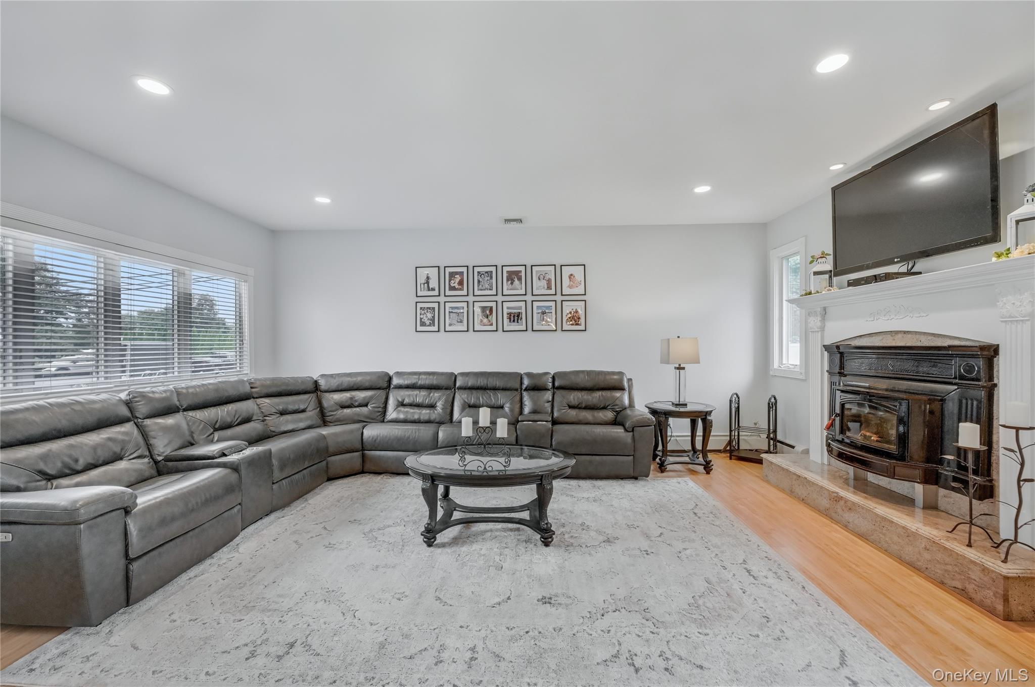 3 Feather Lane, Commack, NY 11725