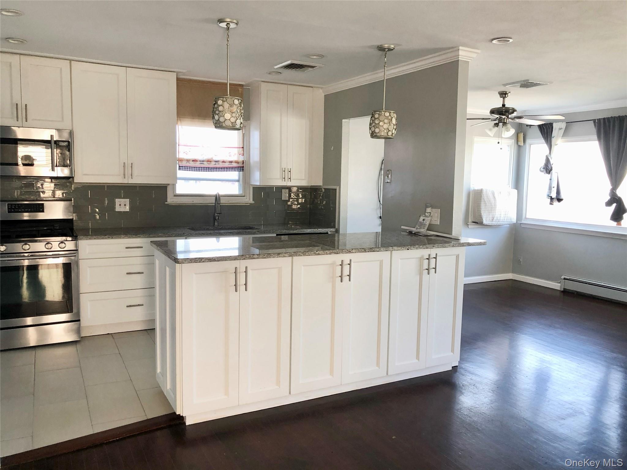 32-23 Plunkett Avenue, Far Rockaway, NY 11691