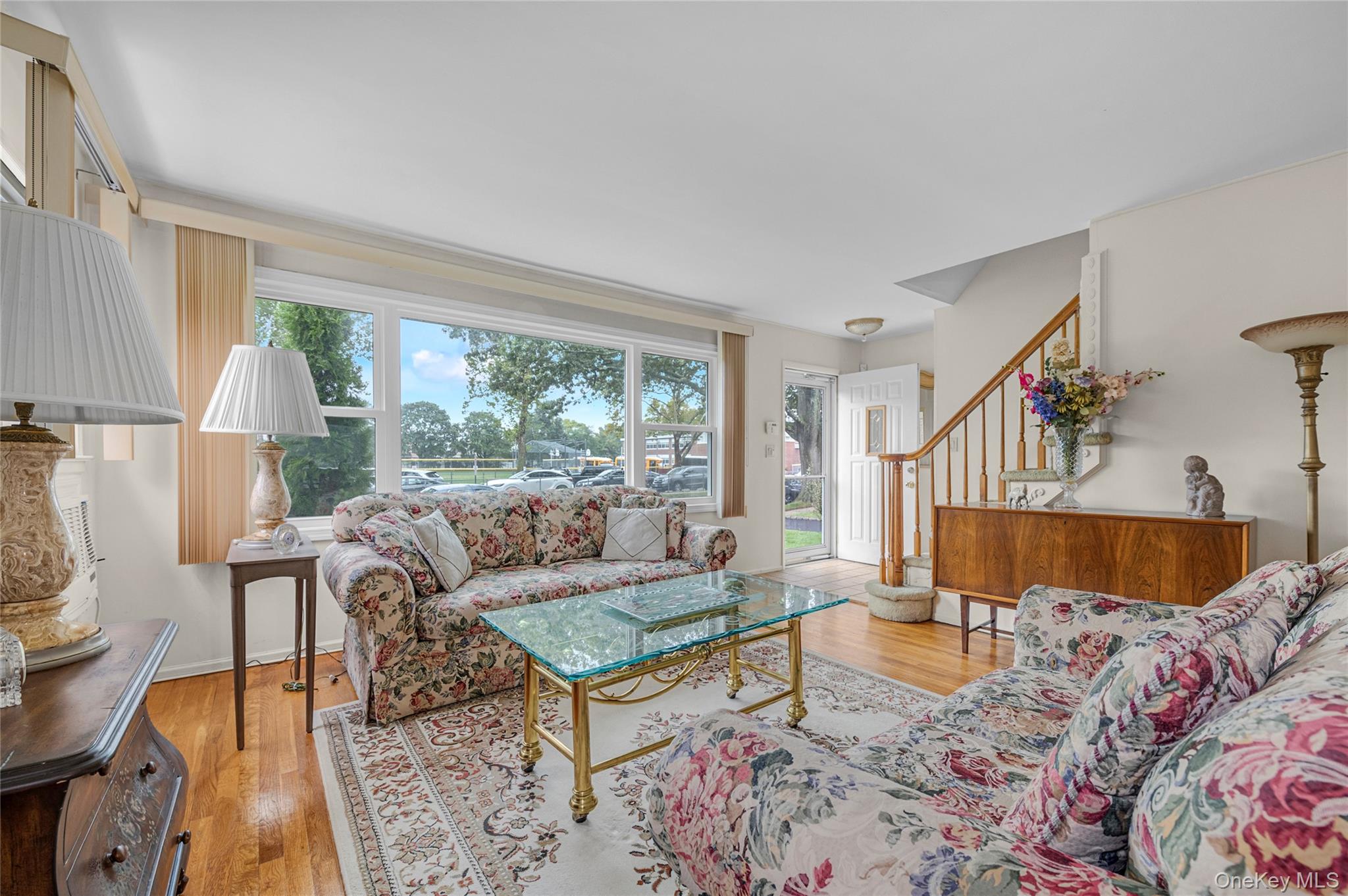 25 Campbell Street, New Hyde Park, NY 11040