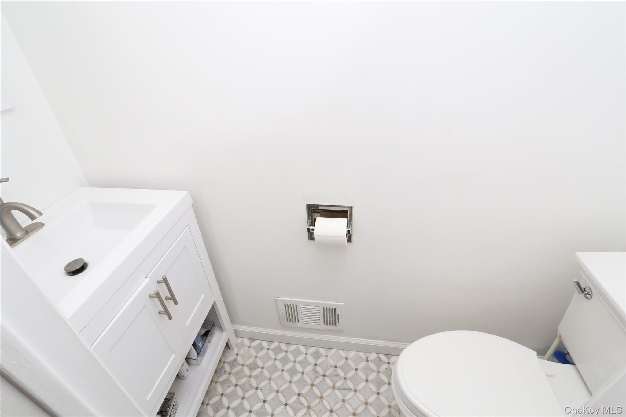 10 Heritage Drive # B, New City, NY 10956