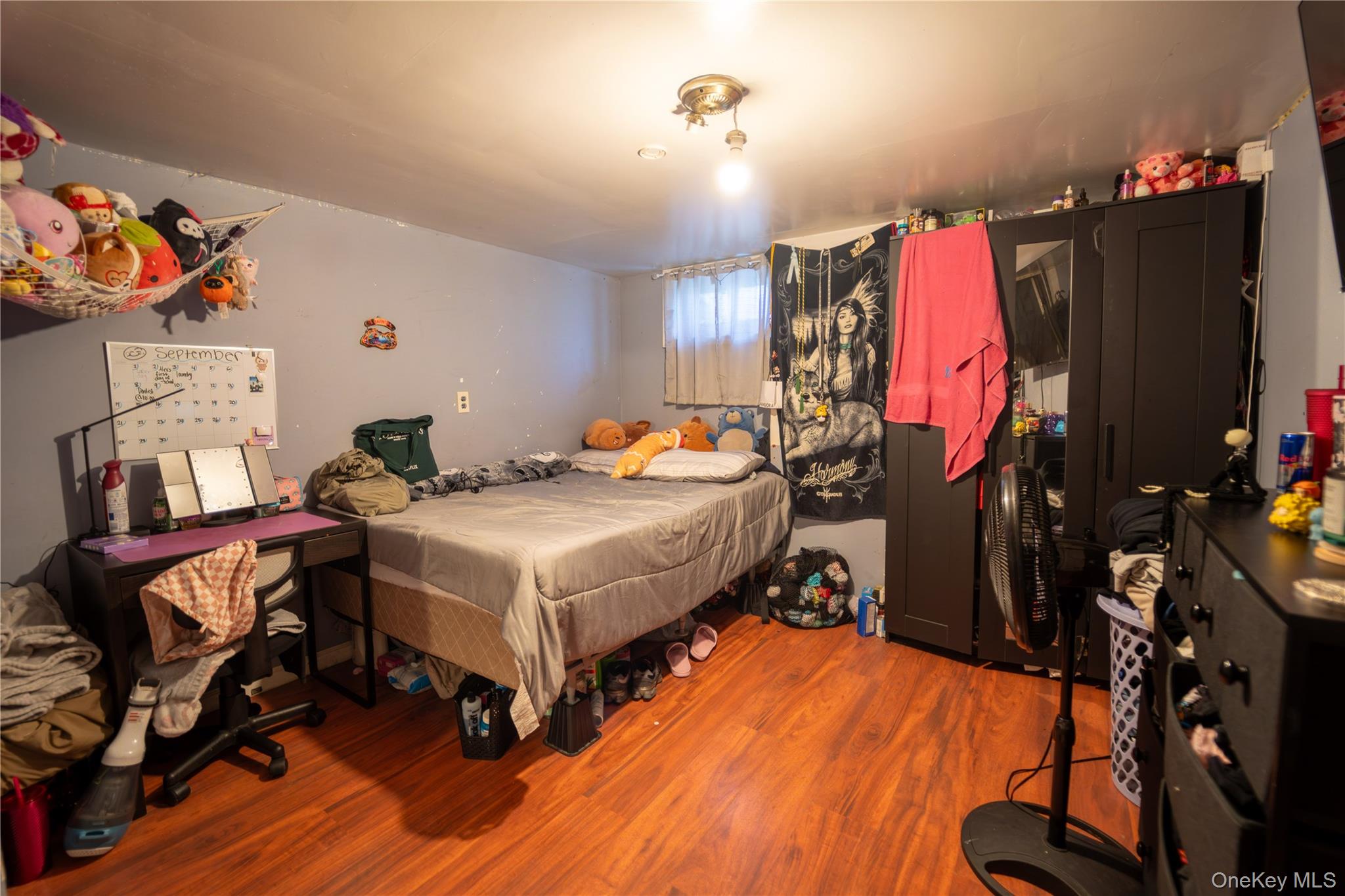 20 Hicksville Road, Westbury, NY 11590