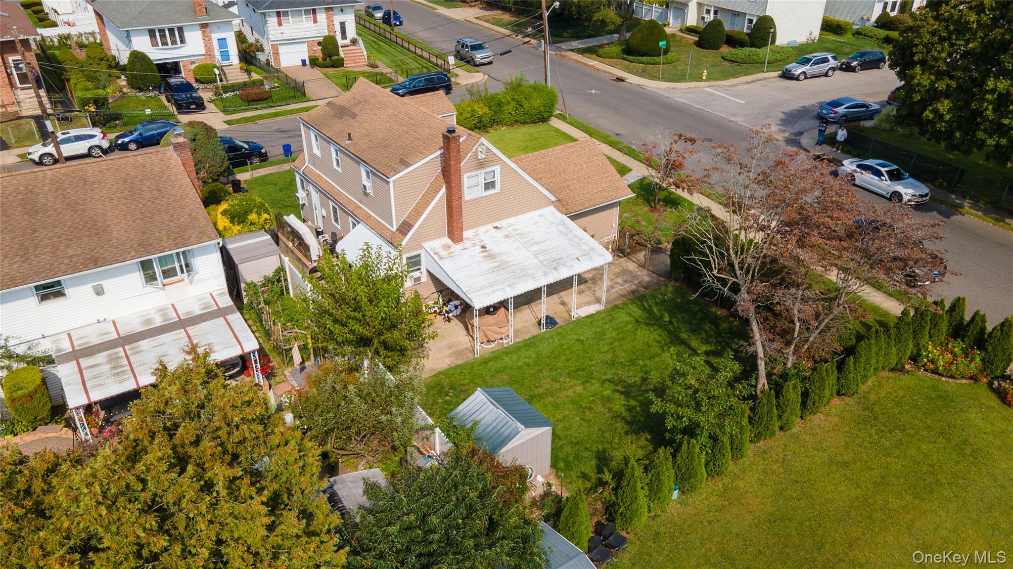 20 Hicksville Road, Westbury, NY 11590