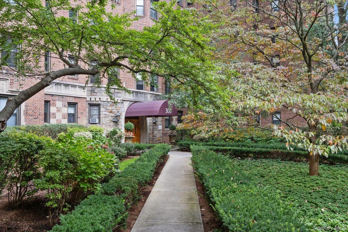 300 Main Street # 3J, White Plains, NY 10601
