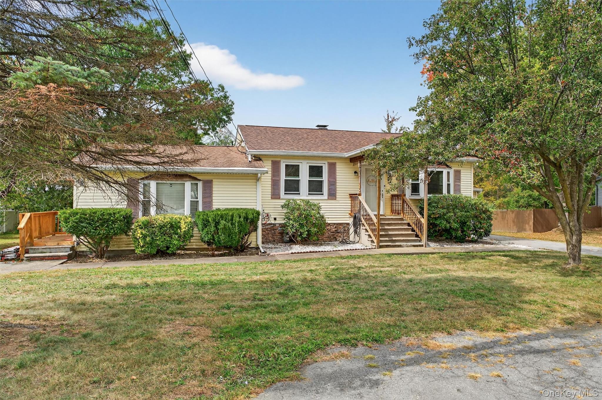 6 Moffatt Lane, Chester, NY 10918