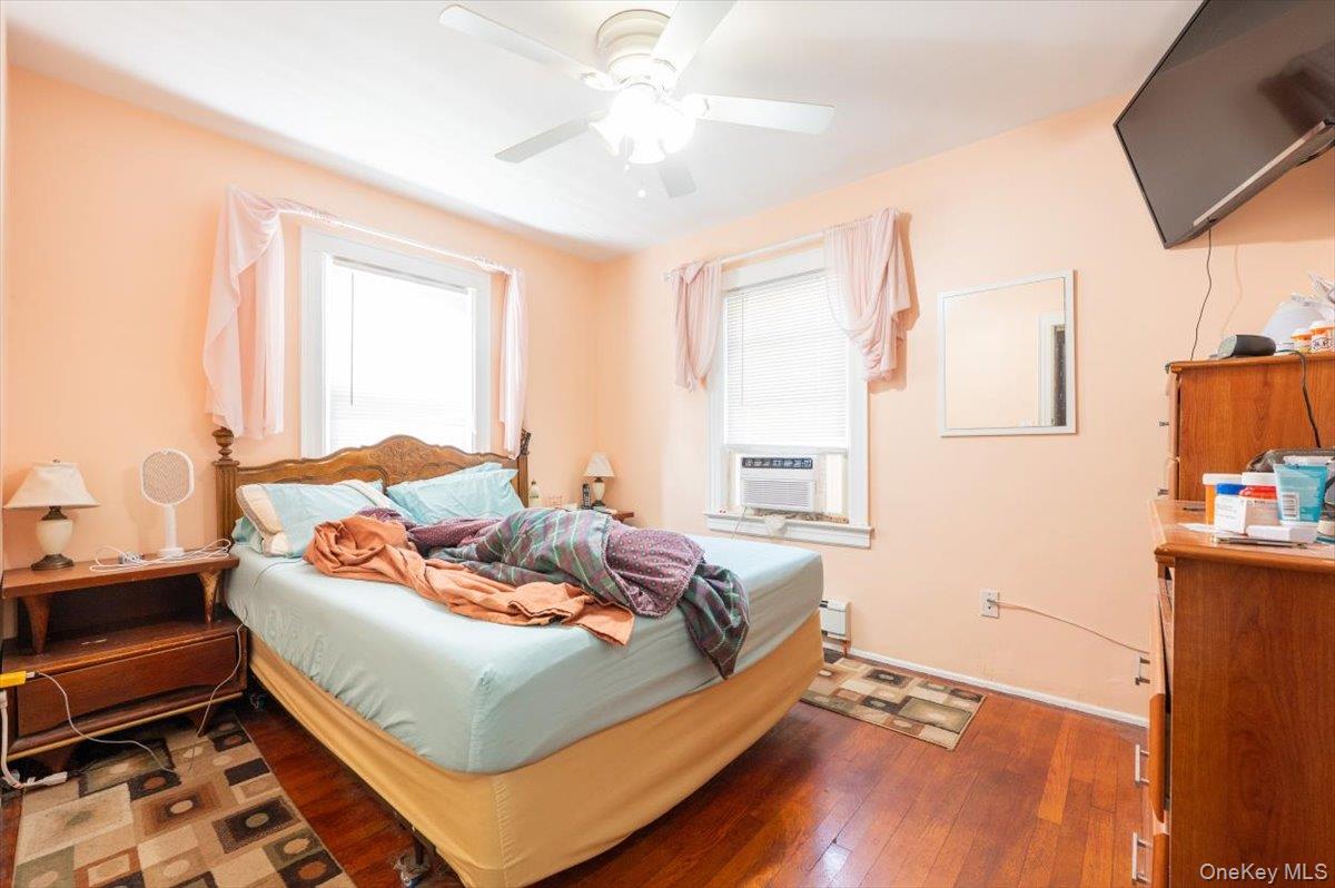 31 4th Street, Glen Cove, NY 11542