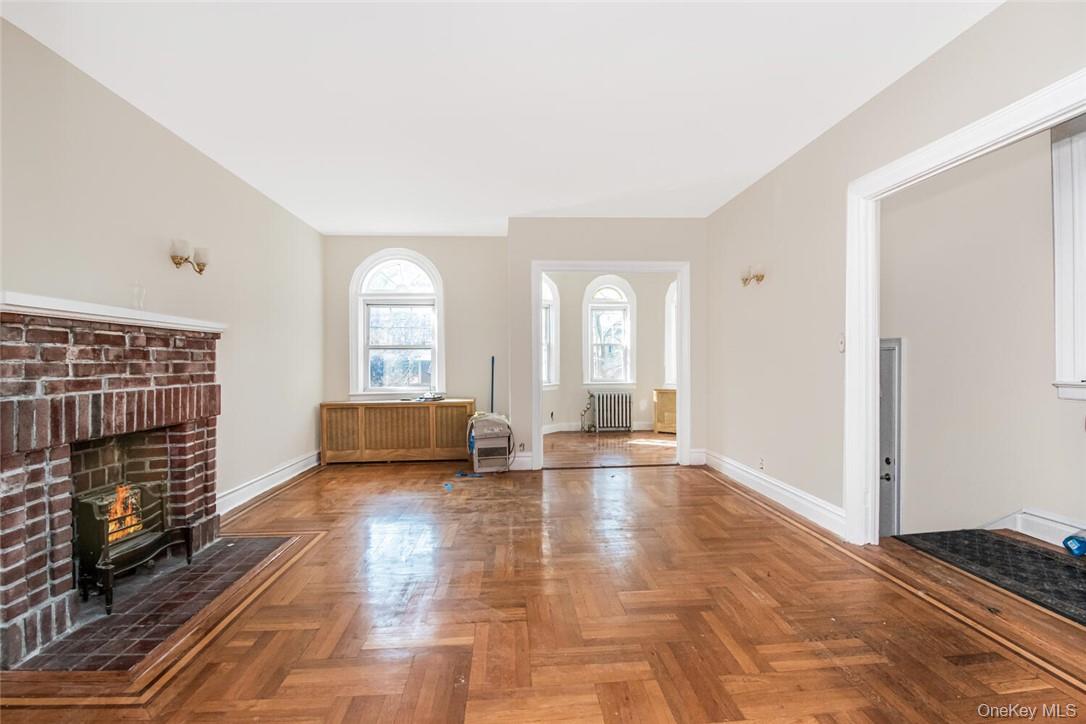 115 East 235th Street, Bronx, NY 10470