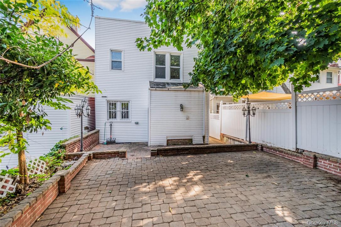 115 East 235th Street, Bronx, NY 10470