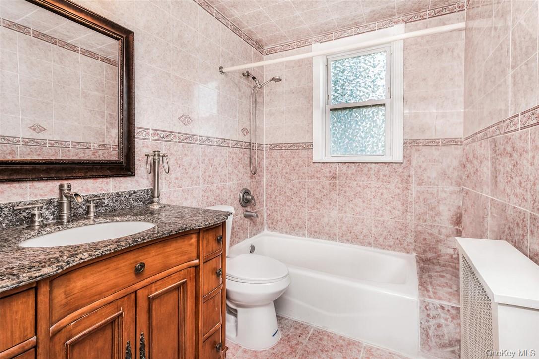 115 East 235th Street, Bronx, NY 10470