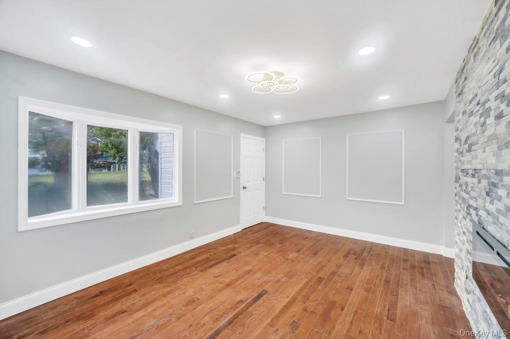 23 Franklin Street, Elmont, NY 11003