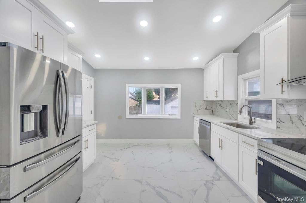 23 Franklin Street, Elmont, NY 11003