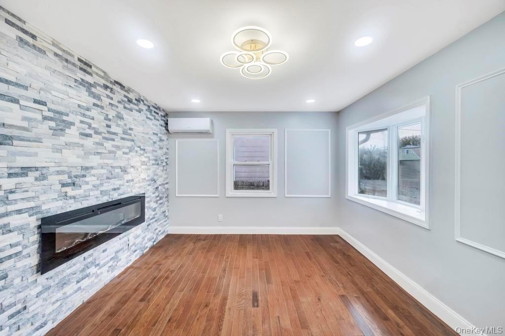 23 Franklin Street, Elmont, NY 11003