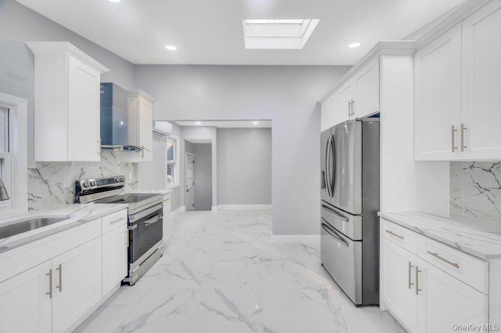 23 Franklin Street, Elmont, NY 11003