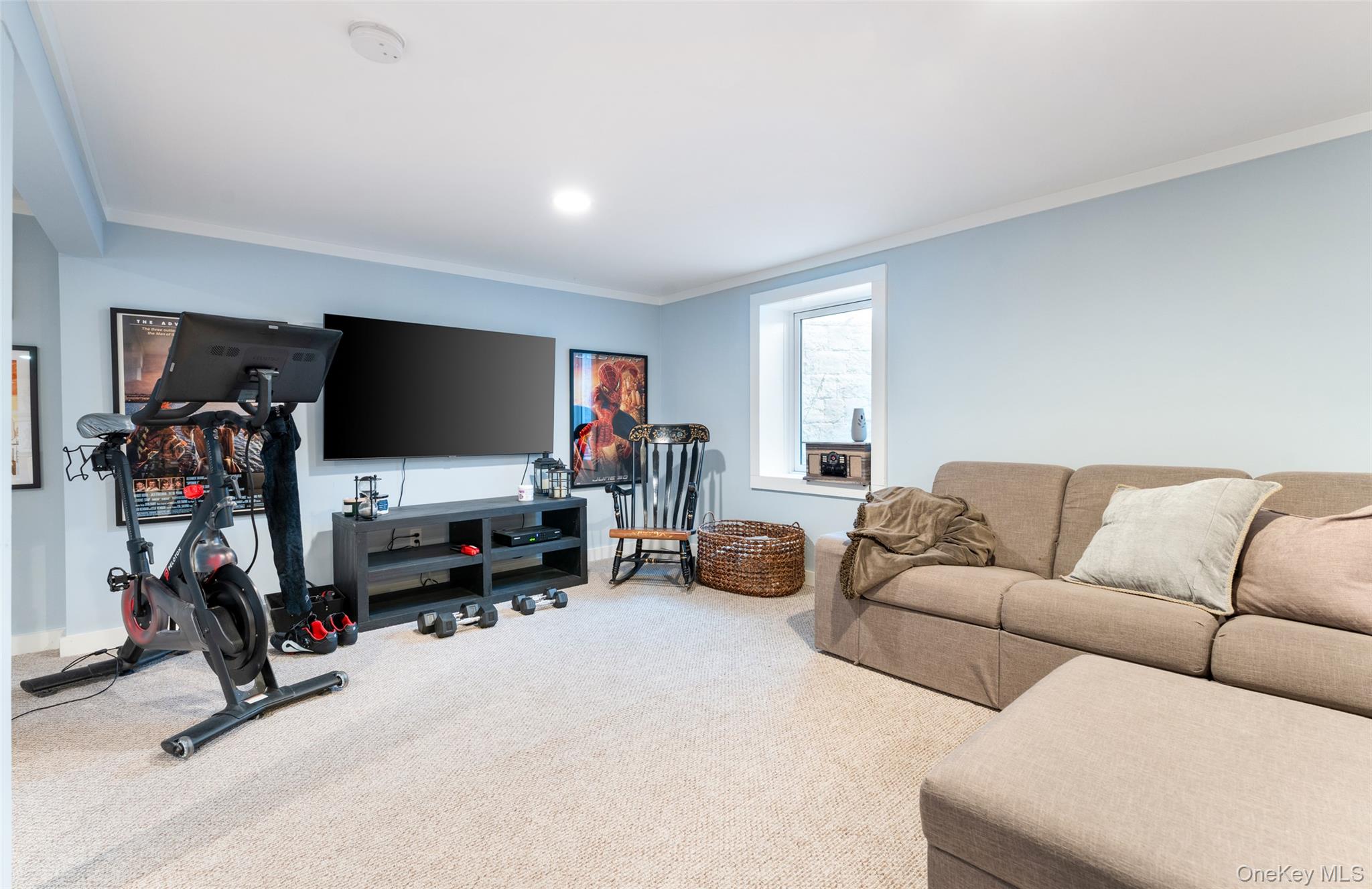 10 Pepi Court, Hampton Bays, NY 11946