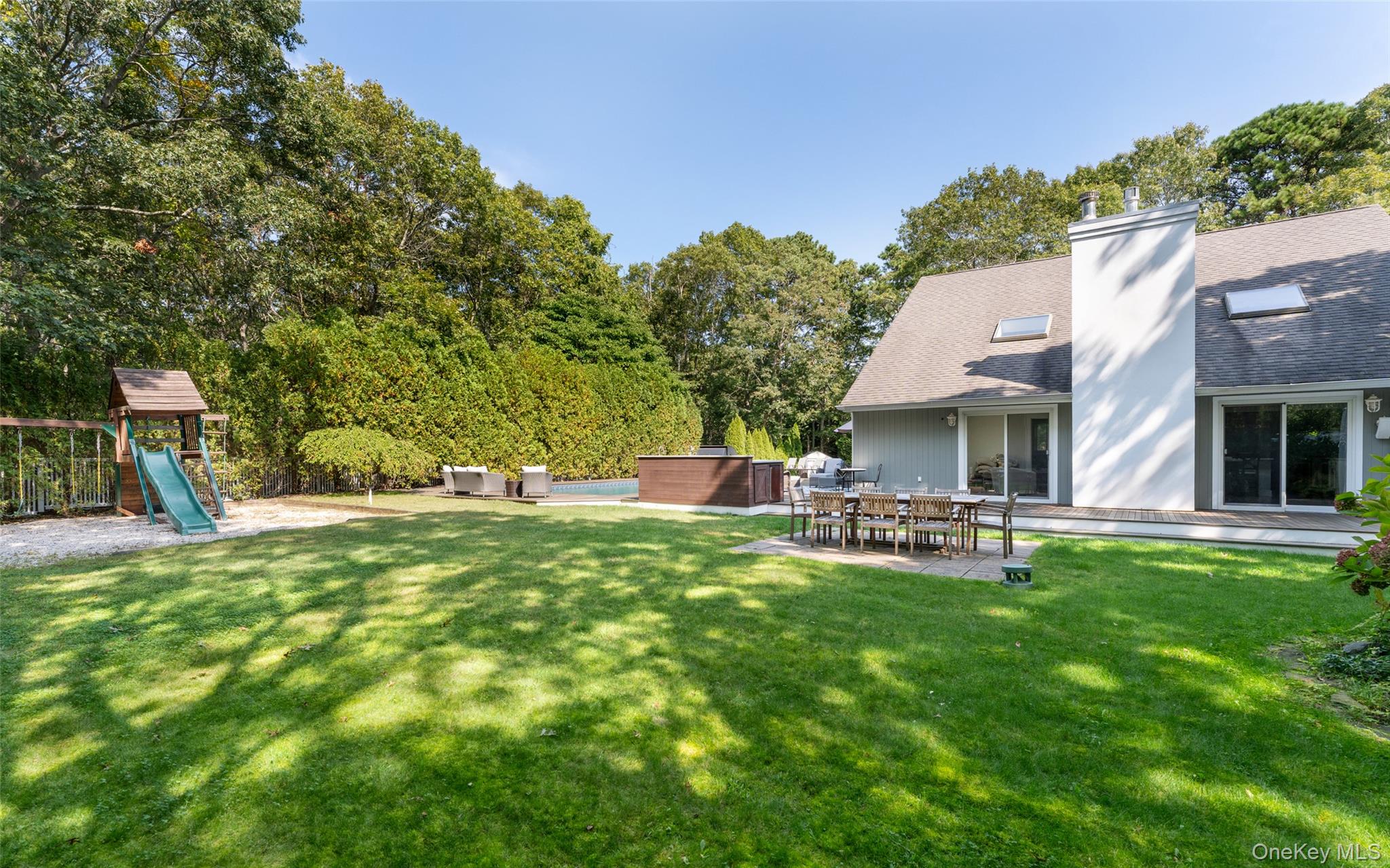 10 Pepi Court, Hampton Bays, NY 11946