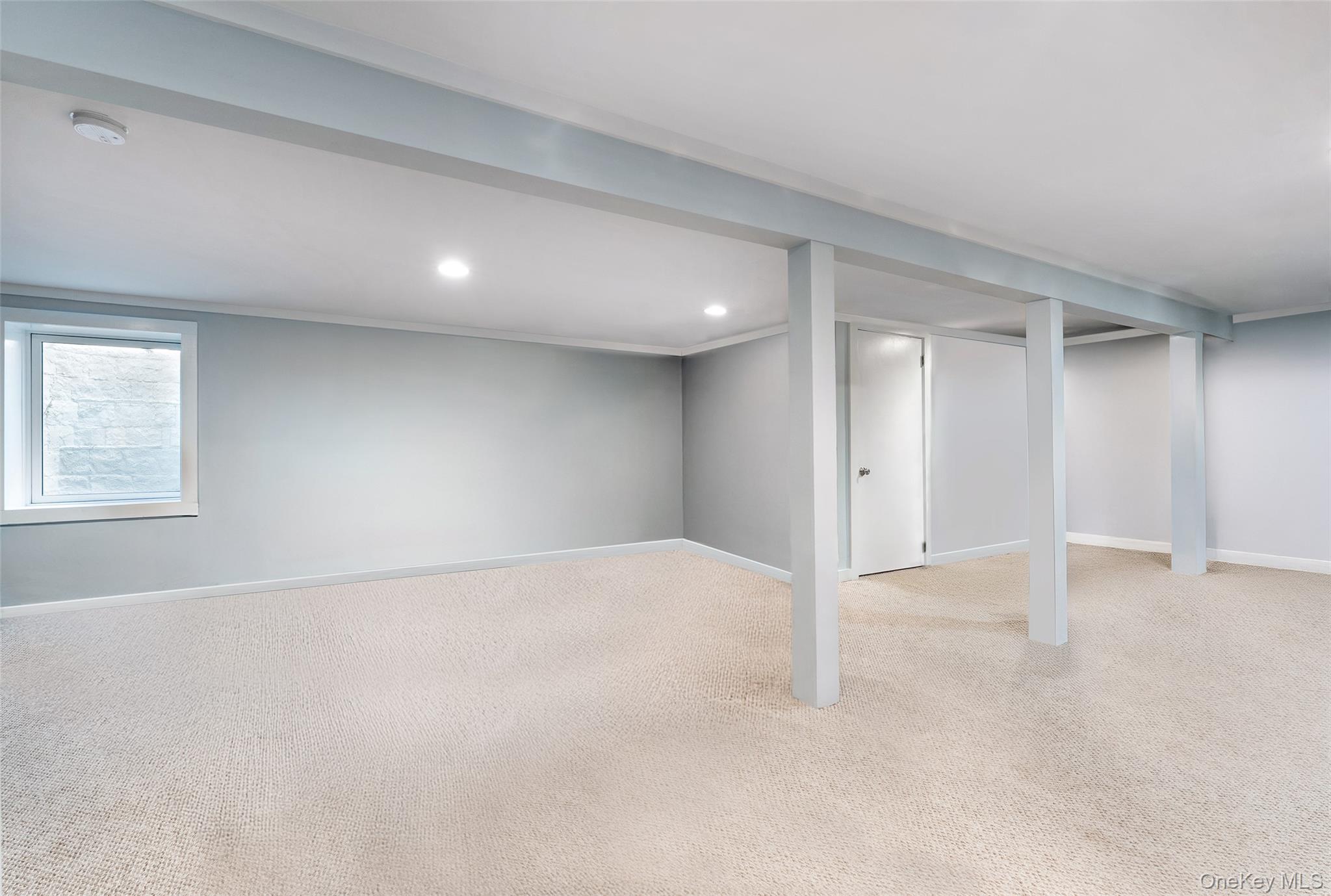 10 Pepi Court, Hampton Bays, NY 11946