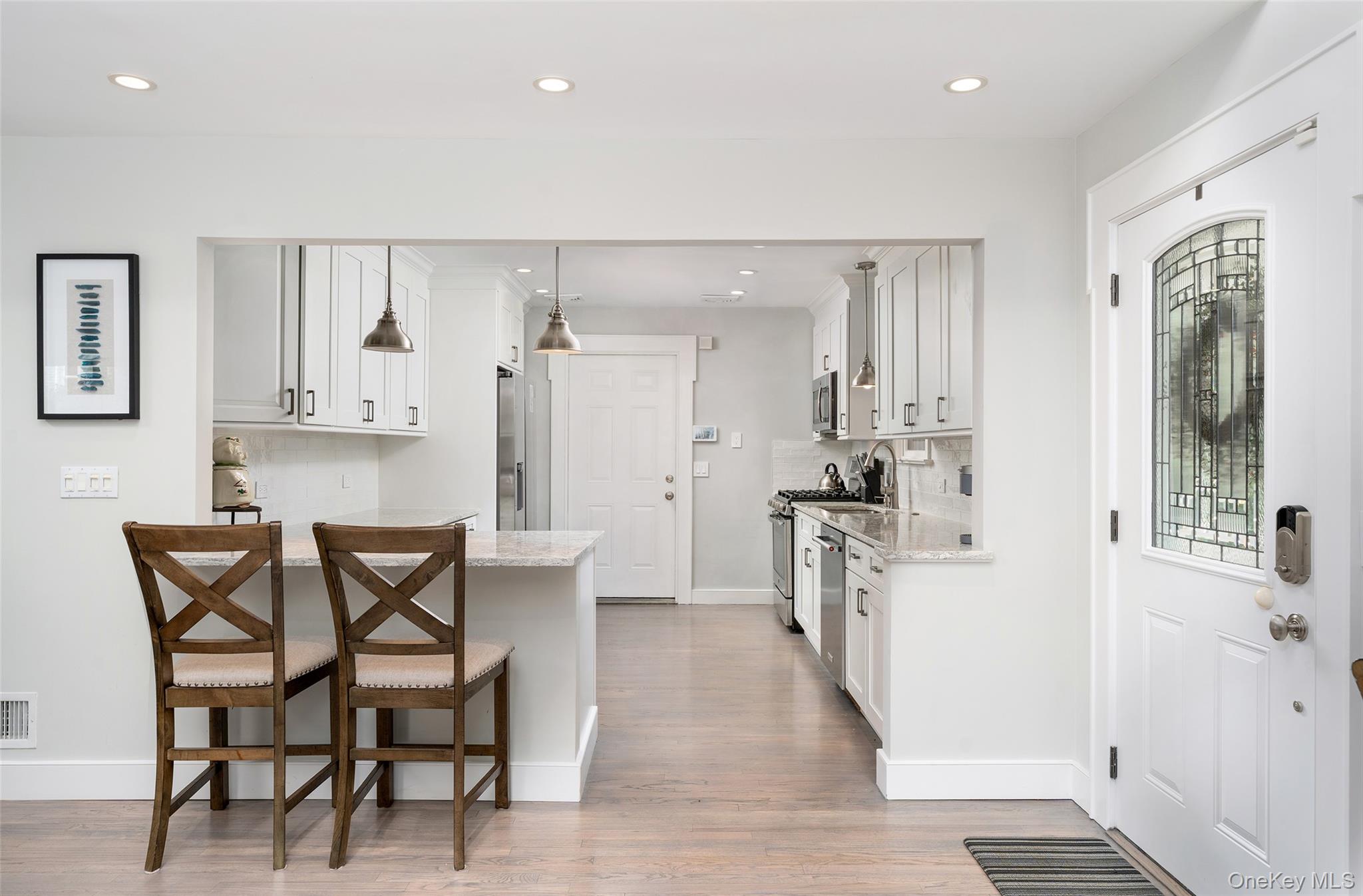 10 Pepi Court, Hampton Bays, NY 11946